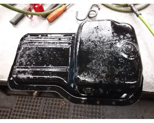 Oil Pan Isuzu 4HE1-XN Casey's Truck Salvage World