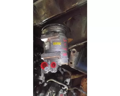 Air Conditioner Compressor ISUZU 4HK1TC Crest Truck Parts