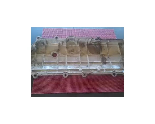 Valve Cover ISUZU 4HK1TC American Truck Salvage