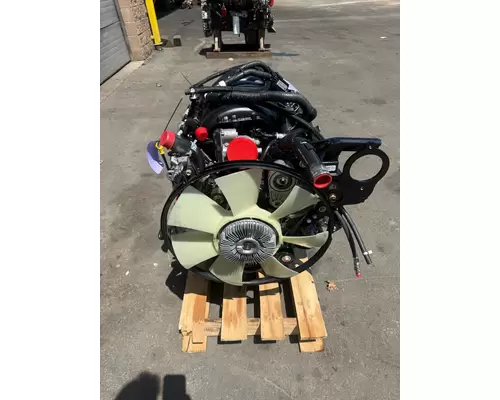 Isuzu 6.6L Engine Assembly