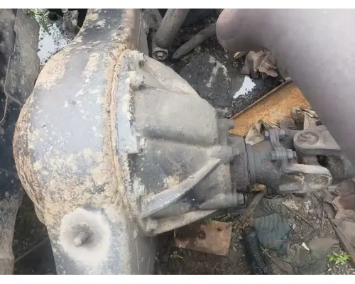 Isuzu 6CP Rears (Rear)