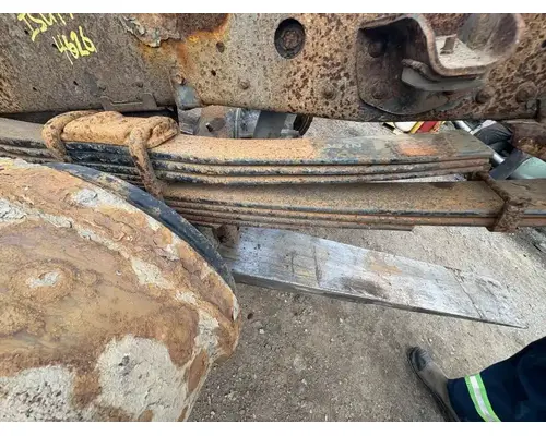 Isuzu 6CP Rears (Rear)