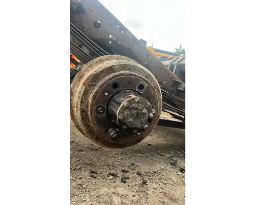 Isuzu 6CP Rears (Rear)