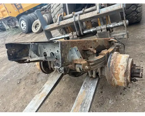 Isuzu 6CP Rears (Rear)