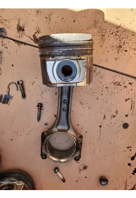 Isuzu 6HK1X Piston