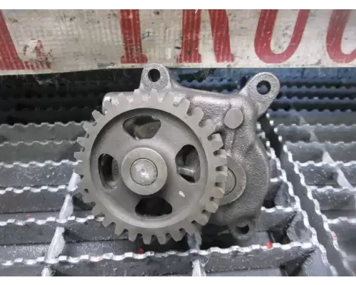 Isuzu 6HK1 Oil Pump