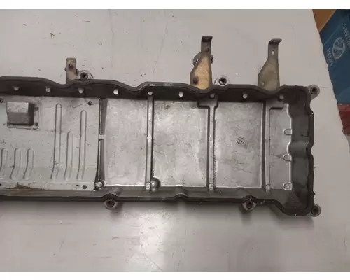 Isuzu 6HK1 Valve Cover