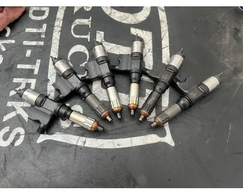 Fuel Injector ISUZU 6HK1 DTI Trucks