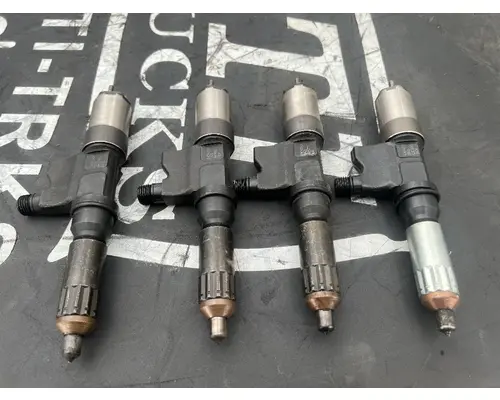 Fuel Injector ISUZU 6HK1 DTI Trucks