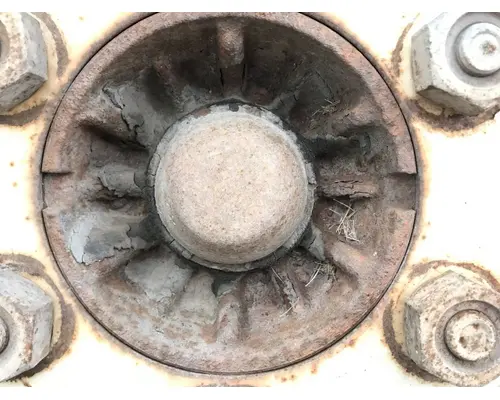 Isuzu ALL Axle Assembly, Front (unused)