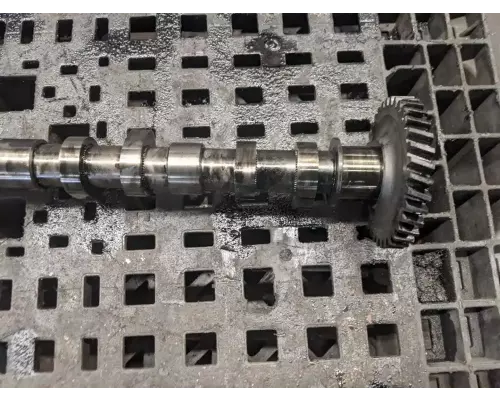 Isuzu C Series Camshaft