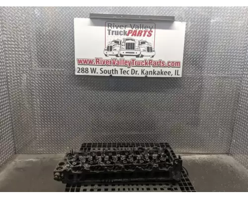 Isuzu C Series Cylinder Head