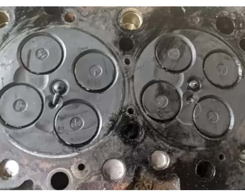 Isuzu C Series Cylinder Head