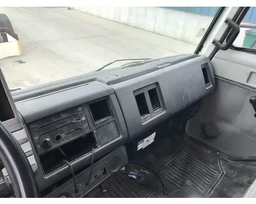 Isuzu FSR Dash Assembly