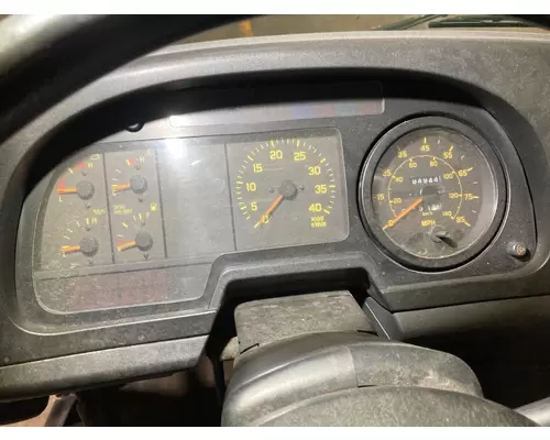 Isuzu FSR Instrument Cluster