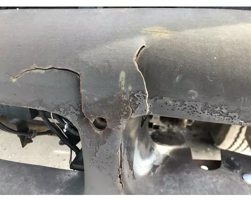 Isuzu FTR Bumper Assembly, Front
