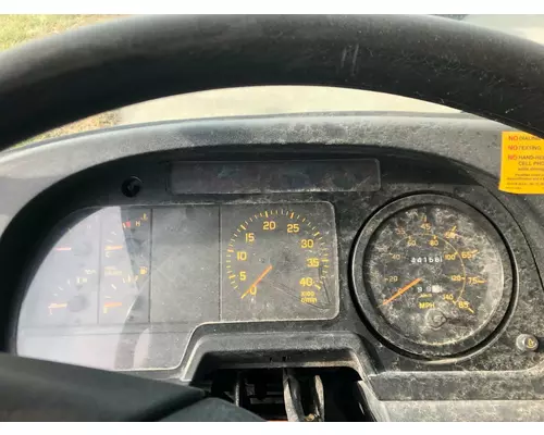 Isuzu FTR Instrument Cluster