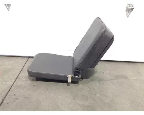 Isuzu FTR Seat (non-Suspension)