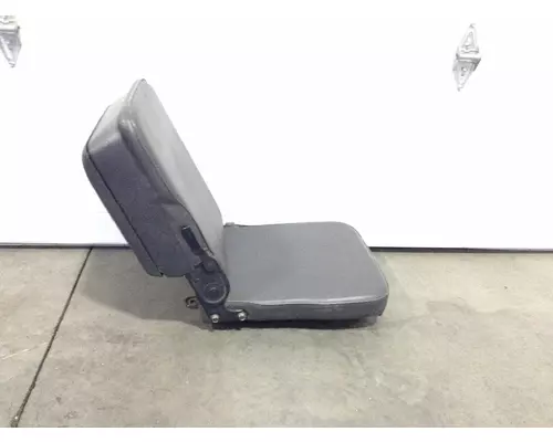 Isuzu FTR Seat (non-Suspension)
