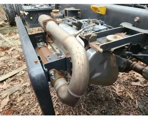 DPF (Diesel Particulate Filter) Isuzu FTR Complete Recycling Group LLC