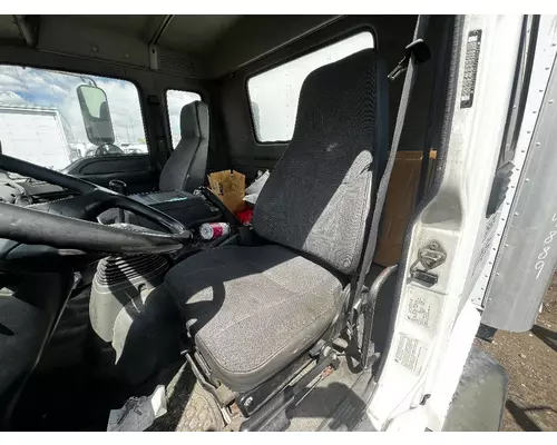 Seat, Front ISUZU FTR DTI Trucks