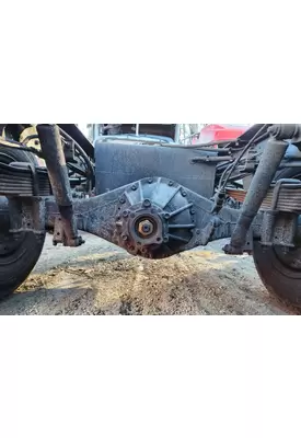 Isuzu G-73 Axle Assembly, Rear