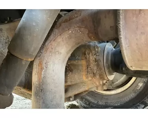 Isuzu G-73 Rears (Rear)