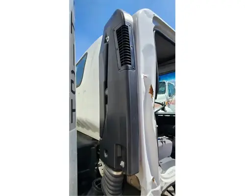 Isuzu NPR HD Air Cleaner