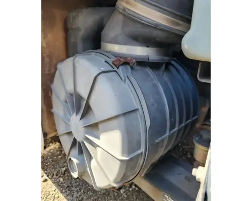 Isuzu NPR HD Air Cleaner