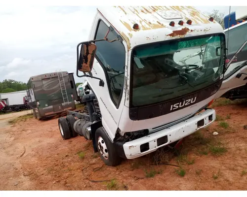 Isuzu NPR-HD Air Conditioner Compressor