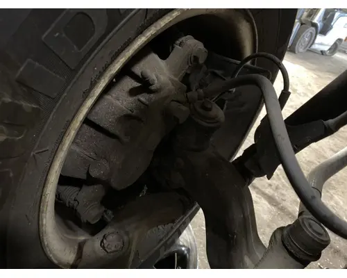 Isuzu NPR HD Axle Assy, Fr (4WD)