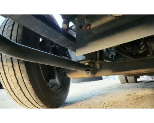 Isuzu NPR HD Axle Assy, Fr (4WD)