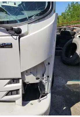 Isuzu NPR HD Cowl