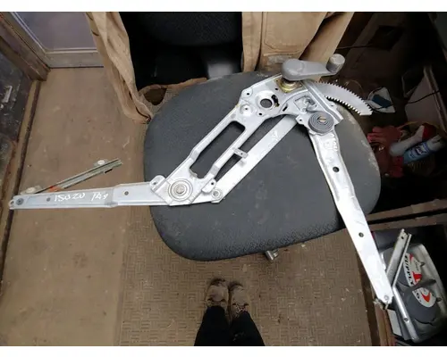 Isuzu NPR HD Door Window Regulator, Front