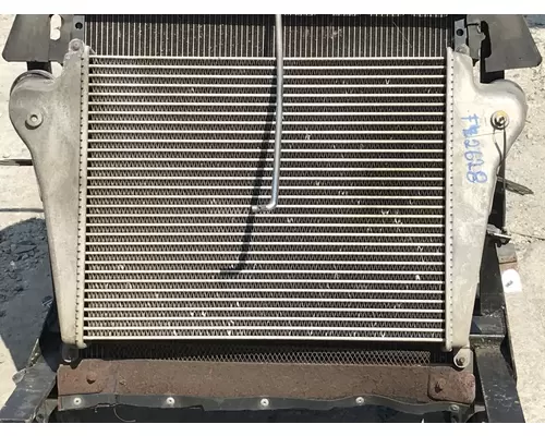 Isuzu NPR-XD Intercooler