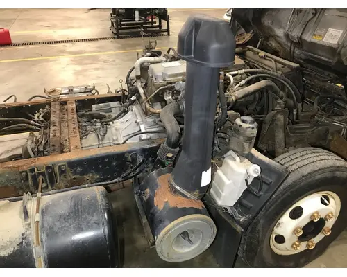 Isuzu NPR Air Cleaner
