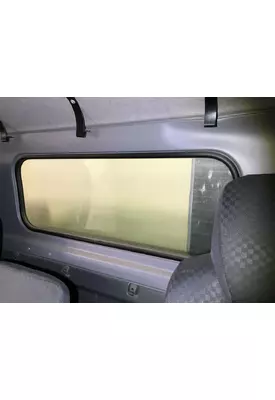 Isuzu NPR Back Glass