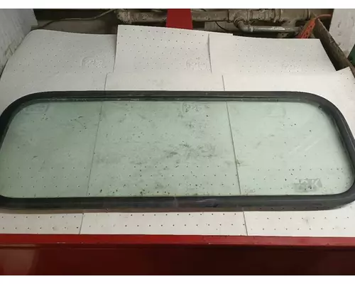 Isuzu NPR Back Glass