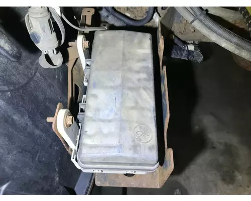 Isuzu NPR Fuse Box