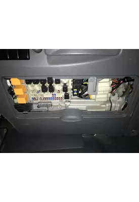 Isuzu NPR Fuse Box