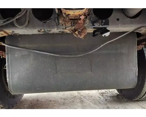 Isuzu NQR Fuel Tank