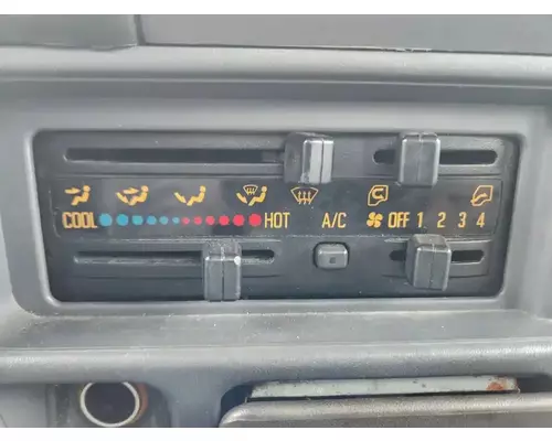 Isuzu NQR Miscellaneous Parts
