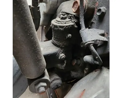 Isuzu NQR Spindle  Knuckle, Front