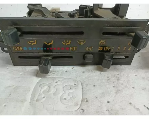 Isuzu NQR Temperature Control