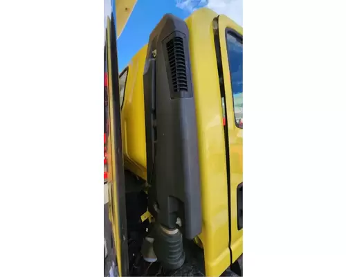 Isuzu NRR Air Cleaner