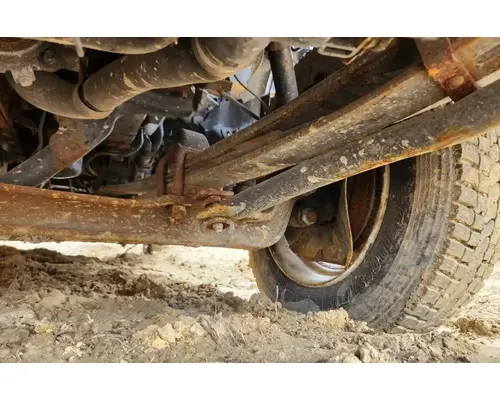 Isuzu NRR Axle Assy, Fr (4WD)