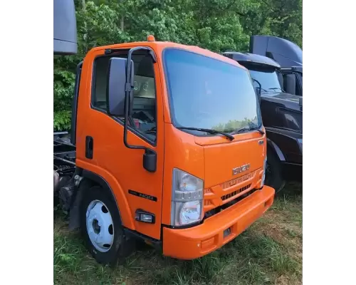 Isuzu NRR Cab