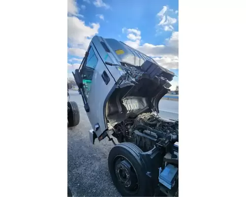 Isuzu NRR Cab