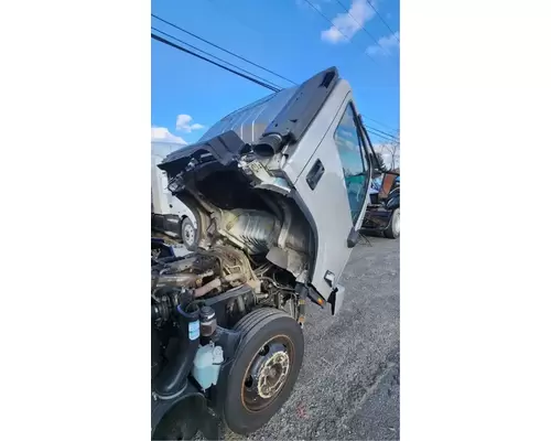 Isuzu NRR Cab