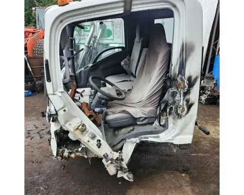 Isuzu NRR Cab
